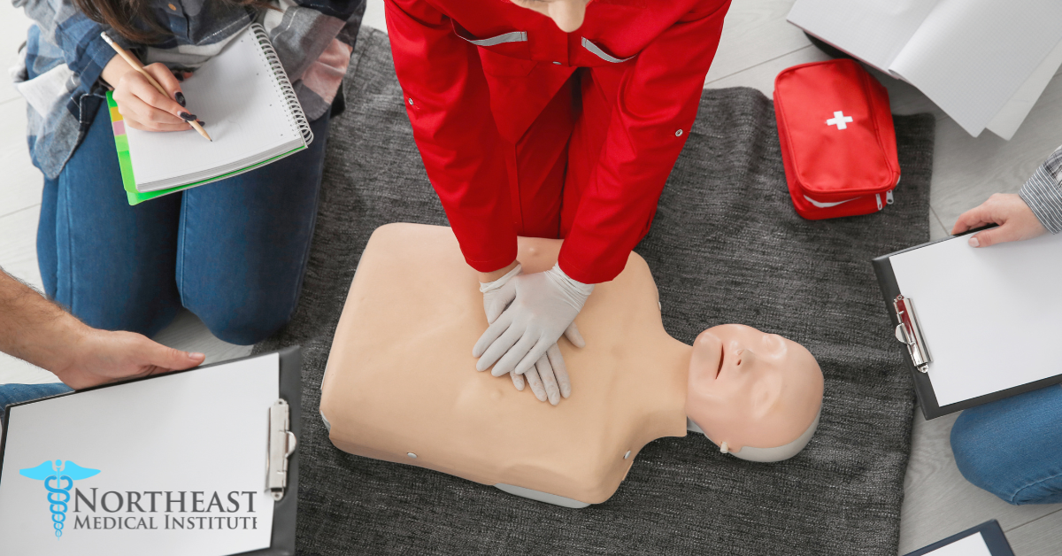 A person teaching a BLS class